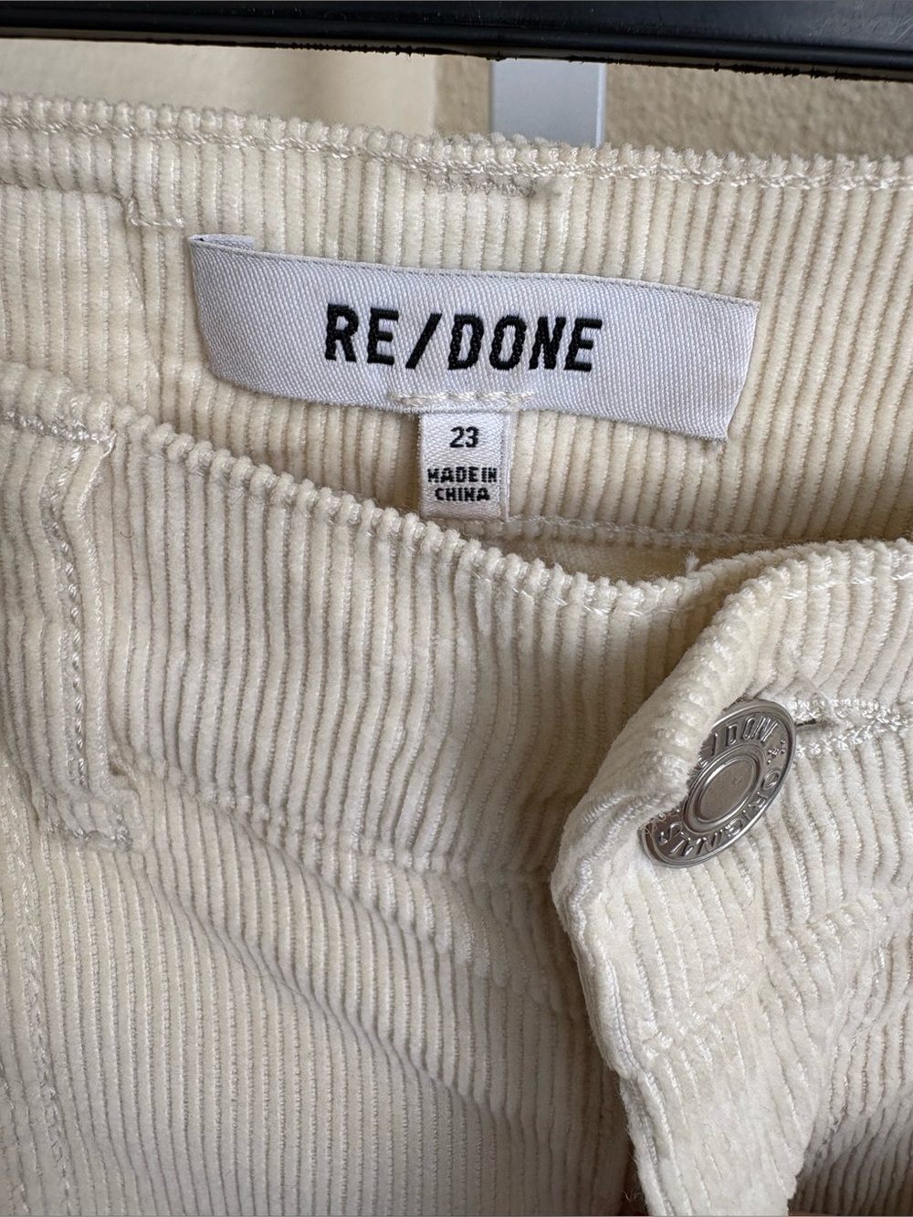 Re/Done Flared Cropped Corduroy Trousers in Ivory - Size 23 - Picture 7 of 7